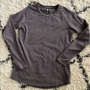 (26) RVL apparel Gray Long Sleeve Shirt